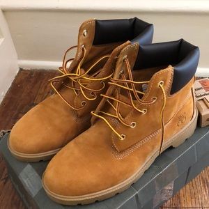 like new timberland boots